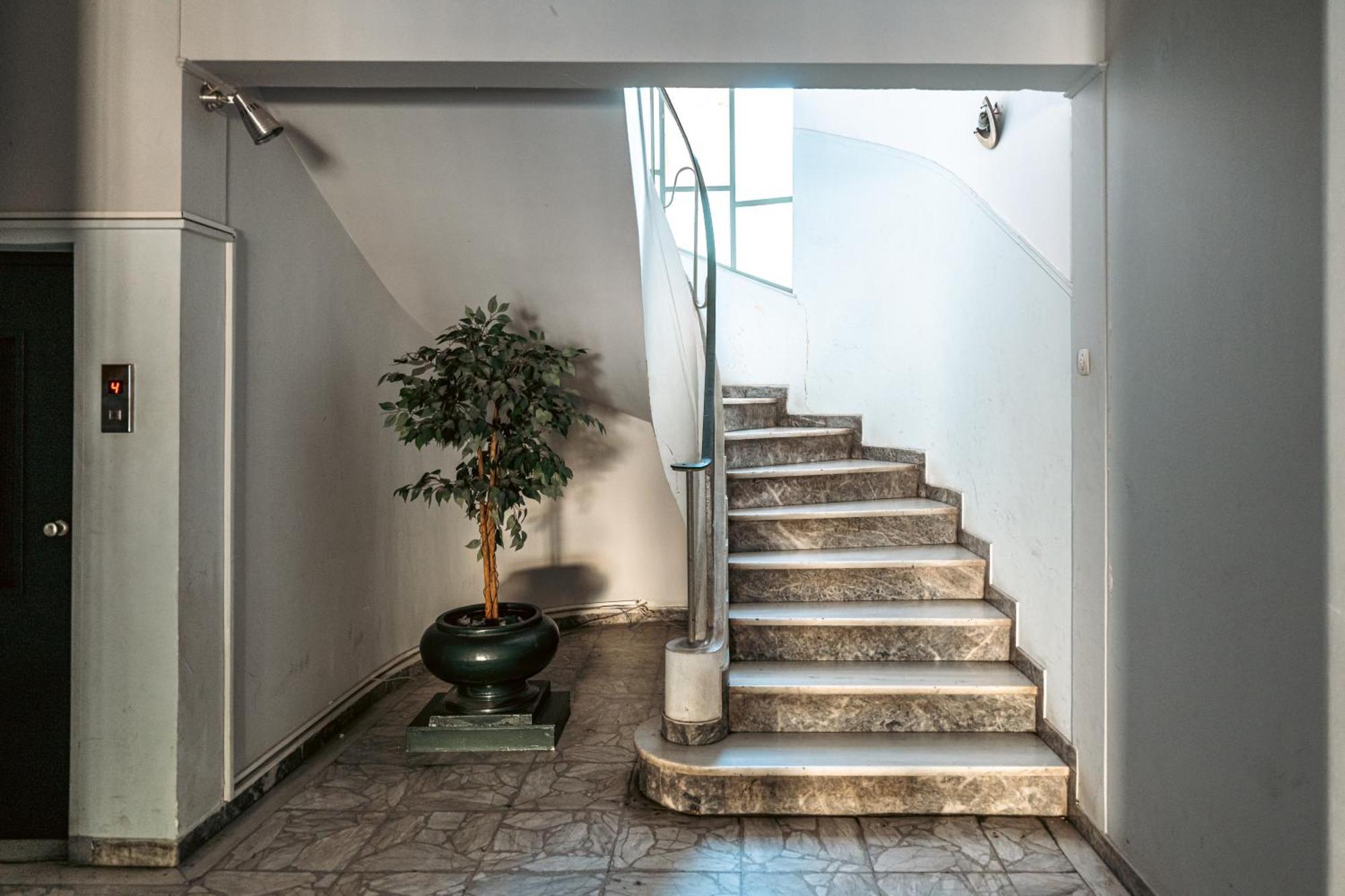 Entire Apartment - Heart Of Athens Exterior photo
